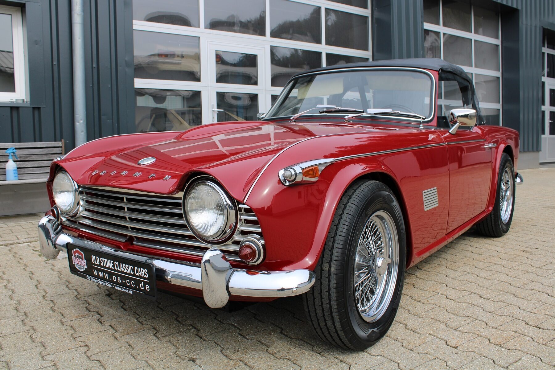 Triumph TR4A