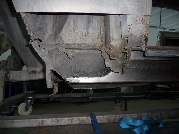 iso-revolta-restauration159588487C-B254-0A5E-2CAD-8B1861E5065E.jpg