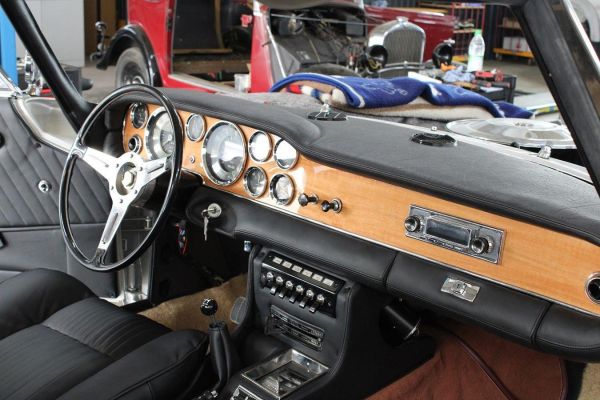 iso-revolta-restauration865EB46BA0-4D4A-7867-0009-FCA6F6785706.jpg